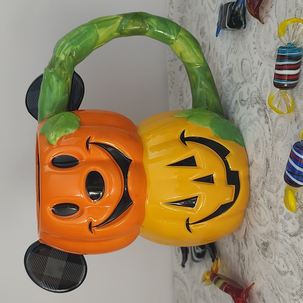 Disney Parks Mickey Mouse Stacked Halloween Pumpkins Coffee Mug Cup Trick Treat